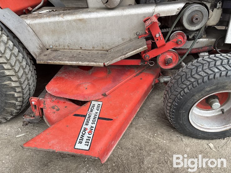 massey-ferguson-10-image-14