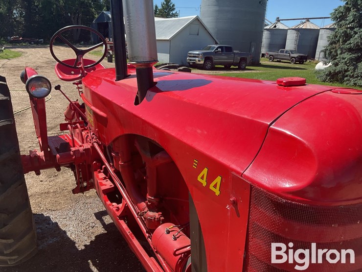 massey-ferguson-44-image-12