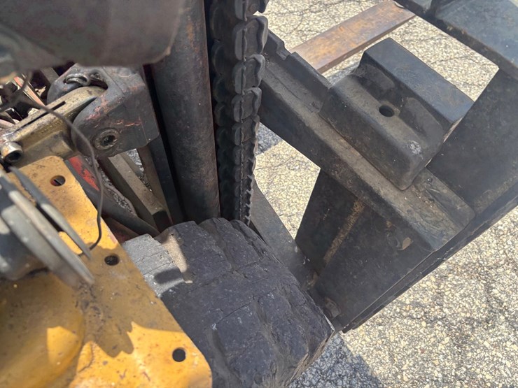 #2246-•-baker-forklift-image-49