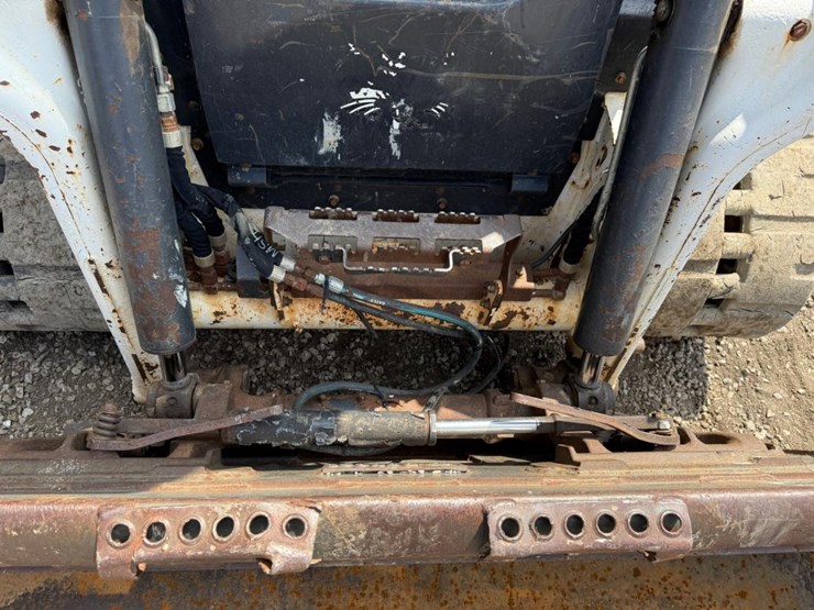 2022-bobcat-t62-image-10