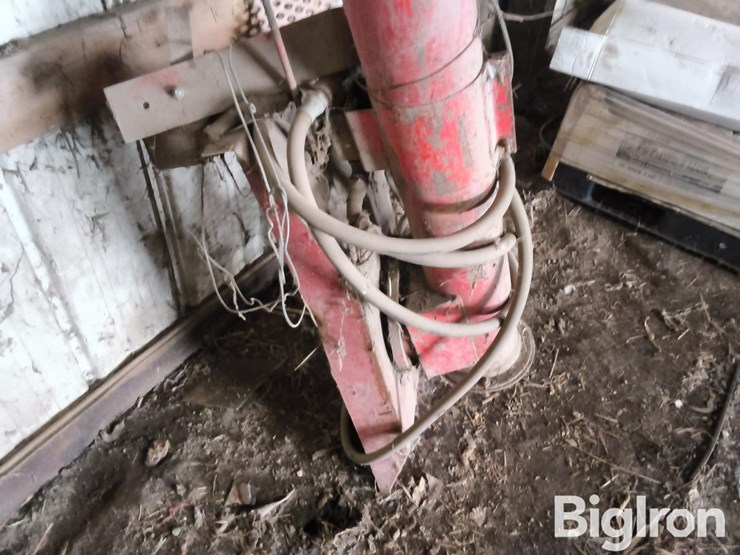 gravity-wagon-seed-tender-image-9