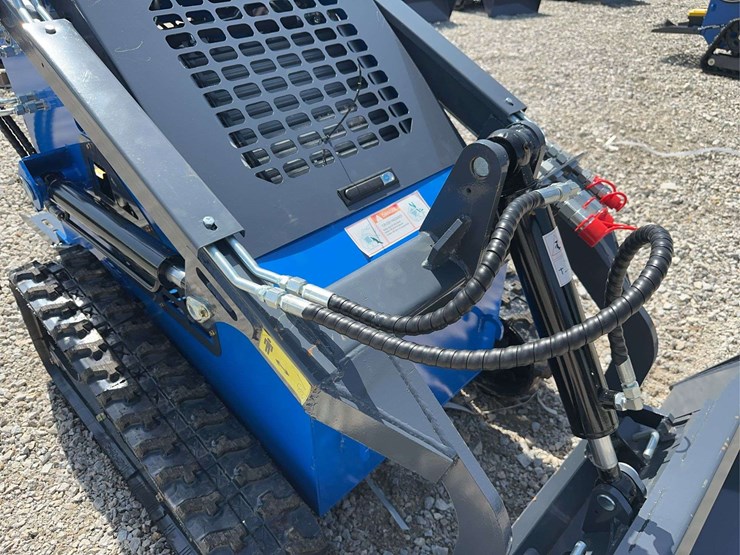 2026-zjg-zj-380-tracked-mini-skid-steer-loader-image-13
