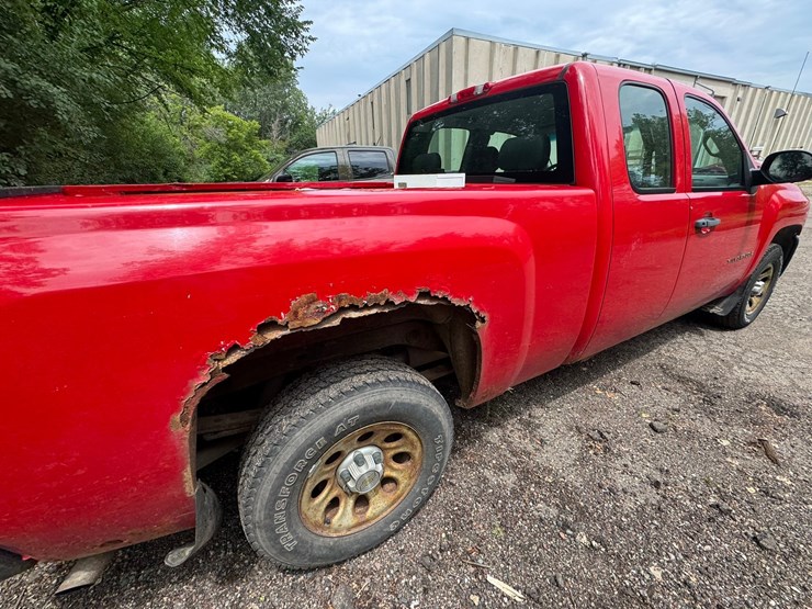 #1868-•-2009-chevy-silverado-pickup-truck-image-20