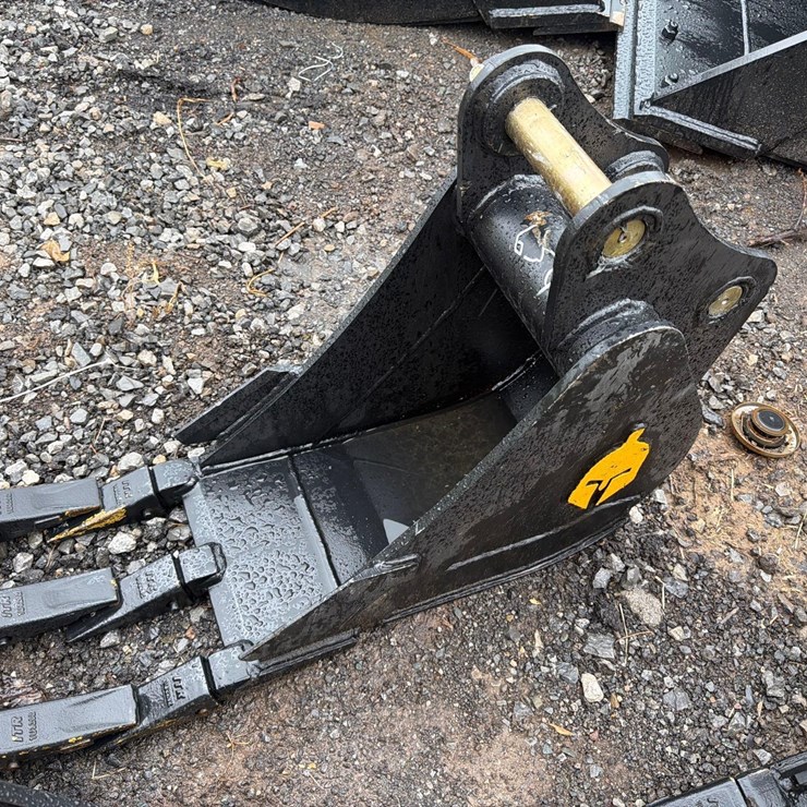CATERPILLAR 303