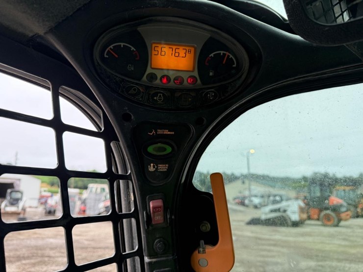 2018-bobcat-t650-image-21