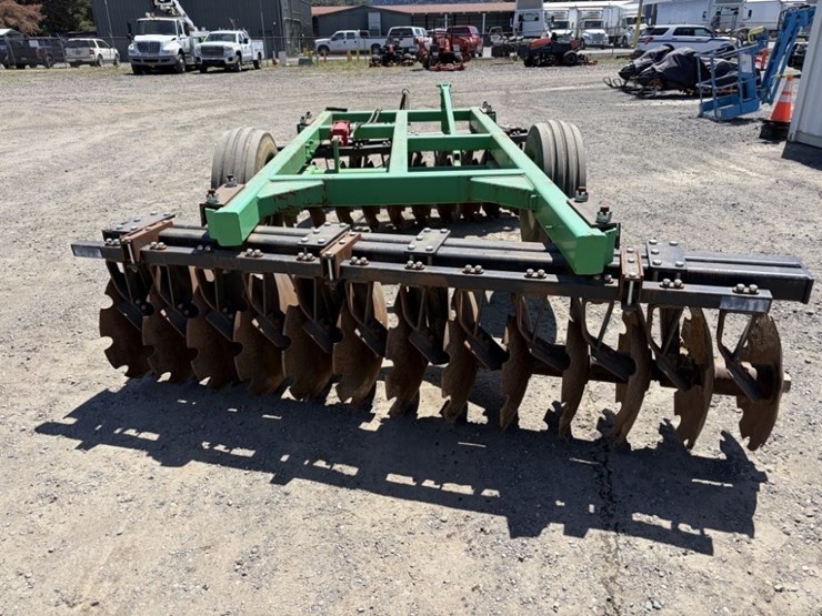 2022-industrias-america-r2624-10'-disc-harrow-image-5