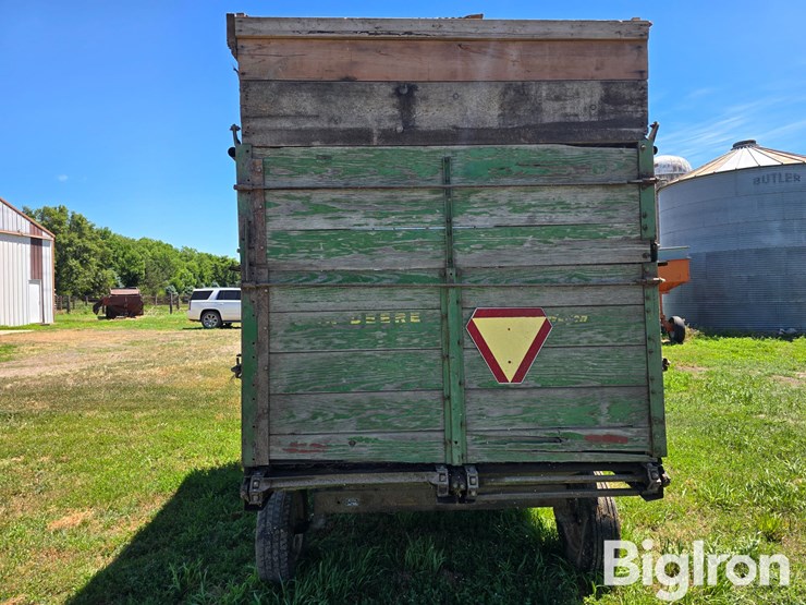 john-deere-112-image-6