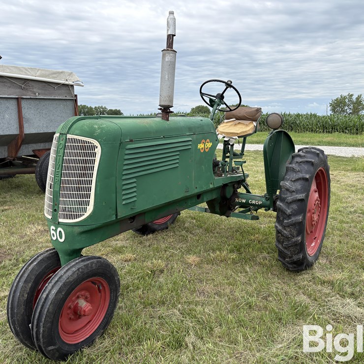 1944 OLIVER 60