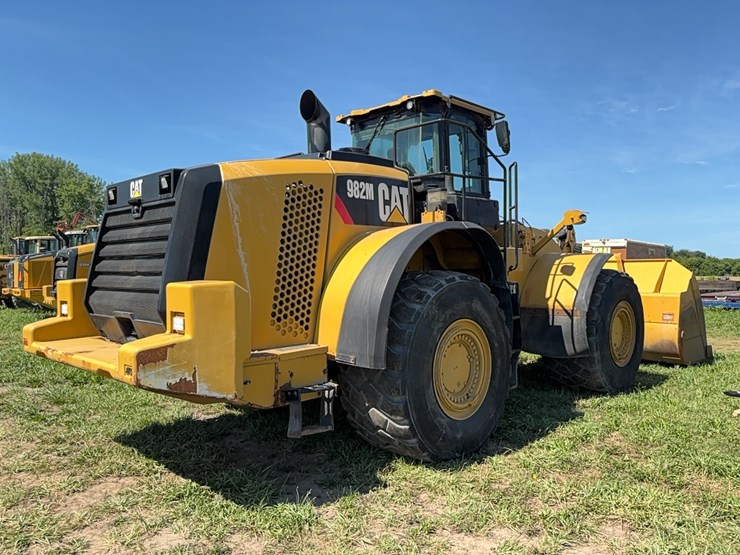 caterpillar-982m-image-4
