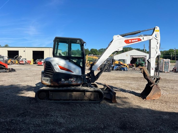 2021-bobcat-e60-image-7