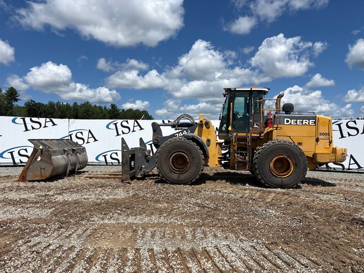 deere-744j-image-2
