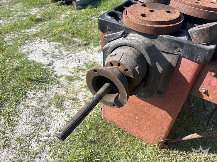 tire-balancer-machine-image-7