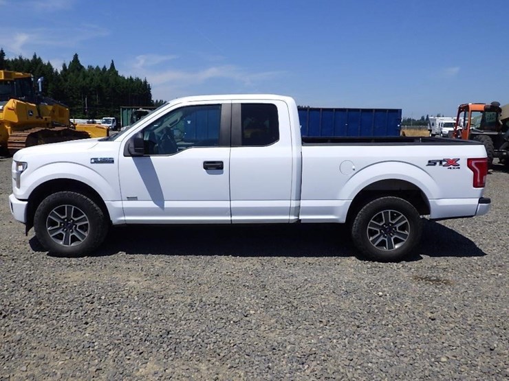 2017-ford-f150-image-8