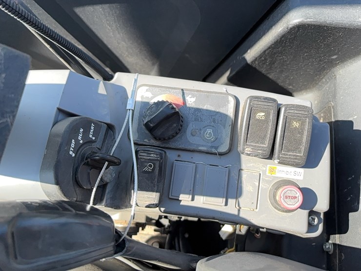 kubota-kx040-4-image-26