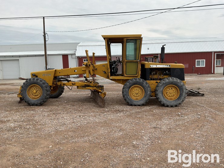 john-deere-570-image-8