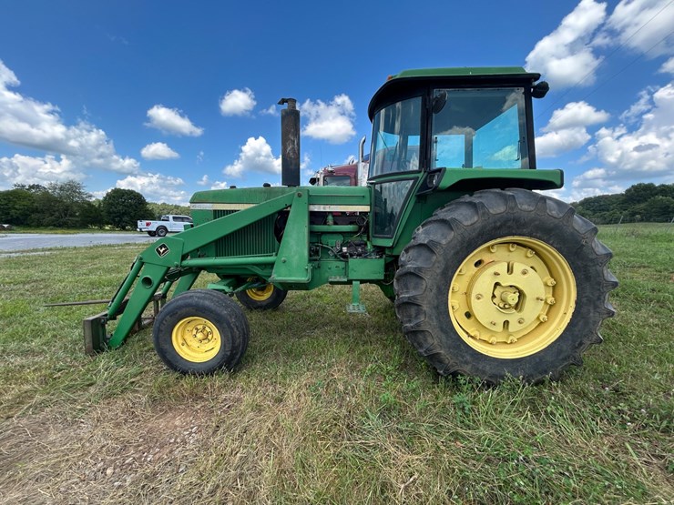 john-deere-4430-image-4