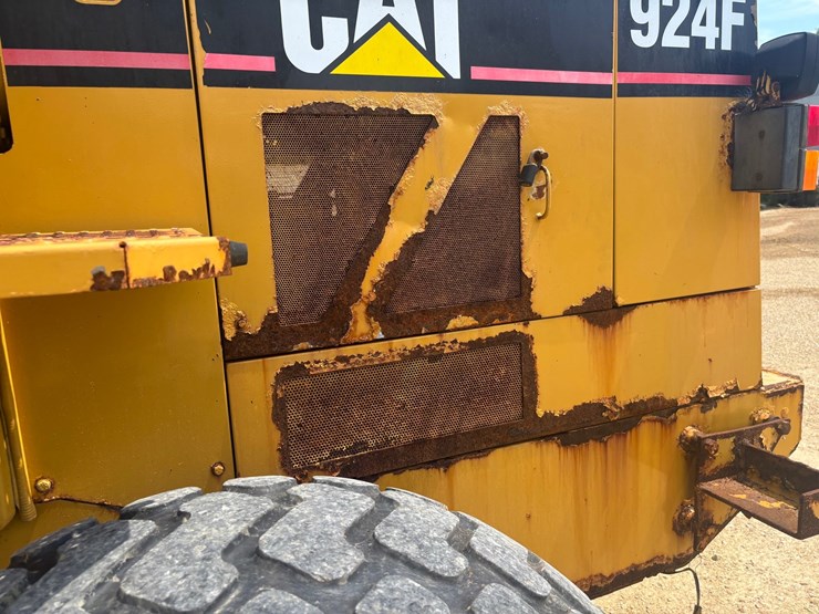 caterpillar-924f-image-15