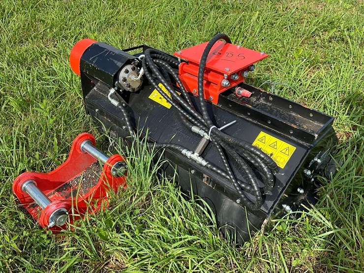 caterpillar-308-image-3