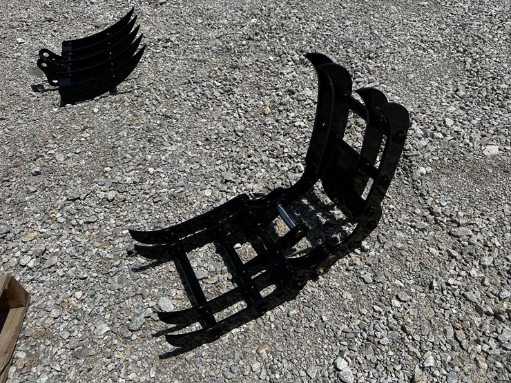 12”-mini-excavator-grapple-image-4