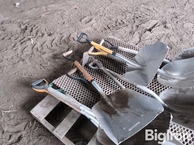 scoop-shovels-image-11