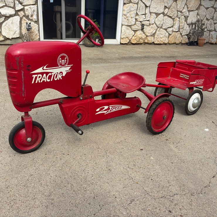 AMF 2 Speed Pedal Tractor