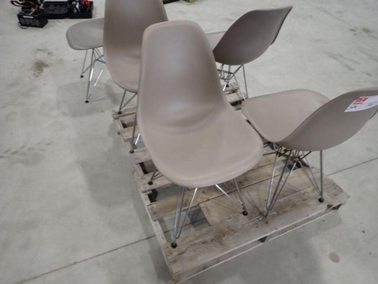 qty-of-(6)-chairs-image-7
