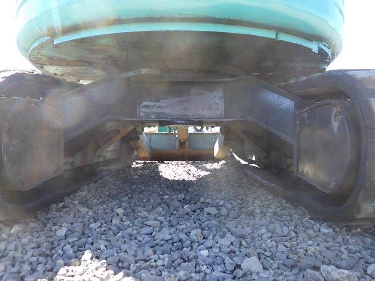 yanmar-vio30-image-23