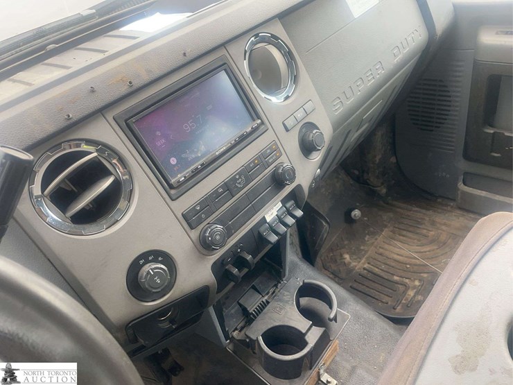 2016-ford-f350-image-13
