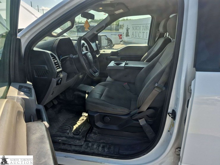2017-ford-f150-image-11