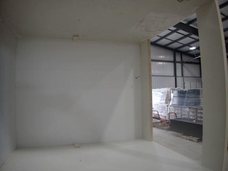 unused-qty-of-3-pc-heavy-duty-white-kitchen-base-image-11