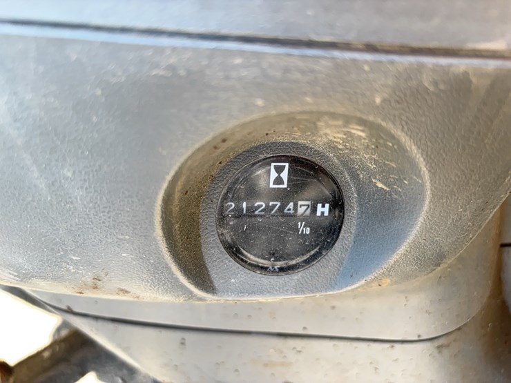deere-230-lc-image-33