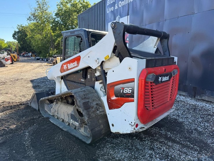 2025-bobcat-t86-image-2