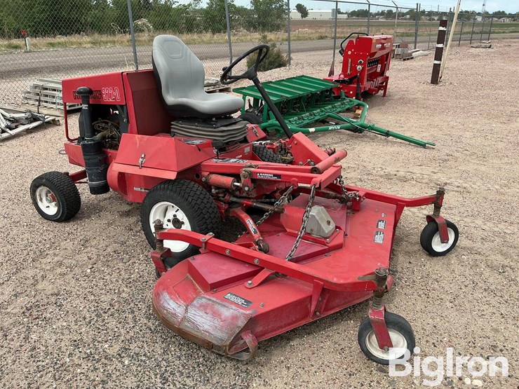 toro-groundsmaster-322d-image-3