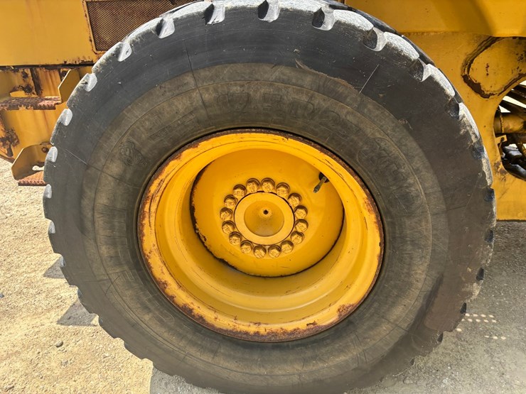 caterpillar-924f-image-87