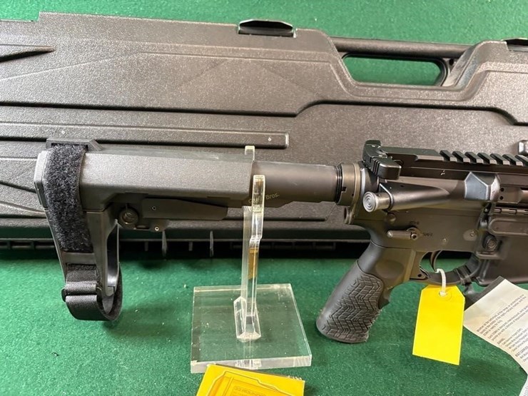 new-daniel-defense-mdl.ddm4-5.56-rifle-image-5