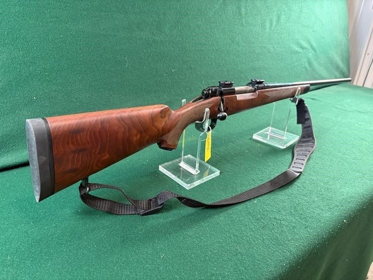 winchester-mdl.70-30-06-sprg-rifle-image-2