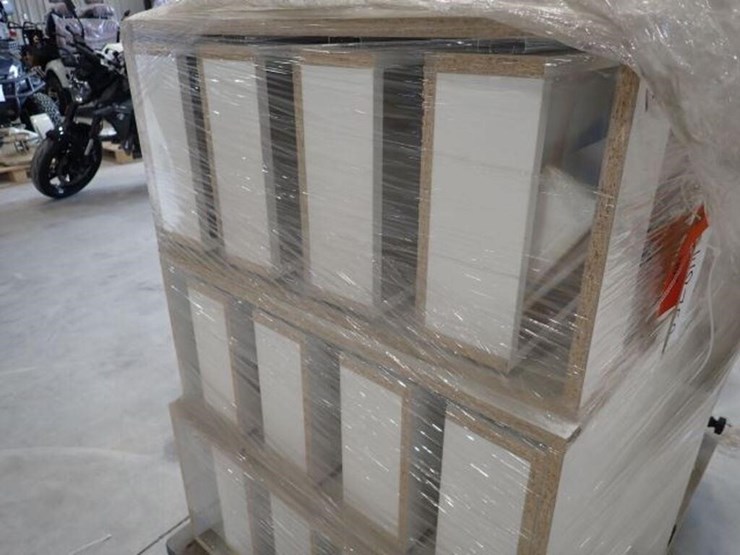 unused-qty-of-kitchen-cabinets-image-10