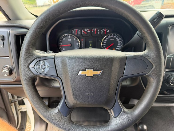 2019-chevrolet-silverado-1500-image-29
