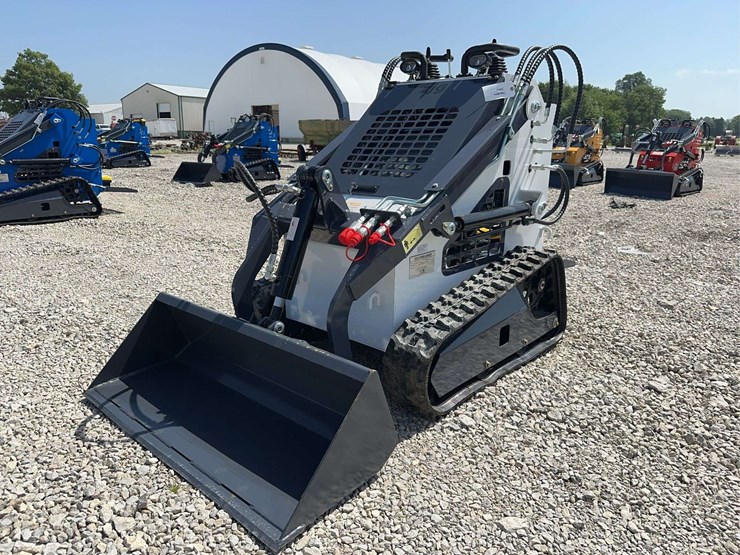 2026-zjg-zj-380-tracked-mini-skid-steer-loader-image-1
