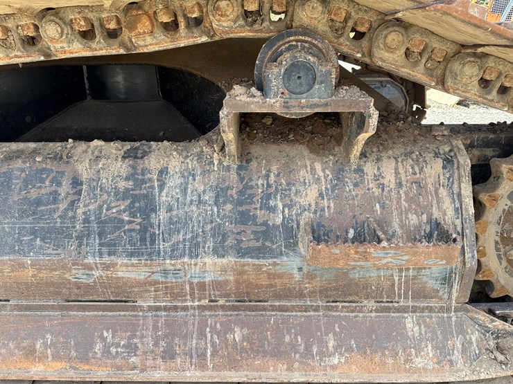 2014-caterpillar-501-image-87