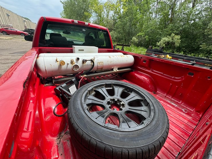 #1868-•-2009-chevy-silverado-pickup-truck-image-18