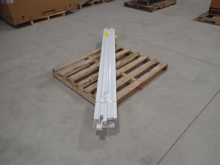 qty-of-(14)-7-ft-pvc-brickmold-image-2
