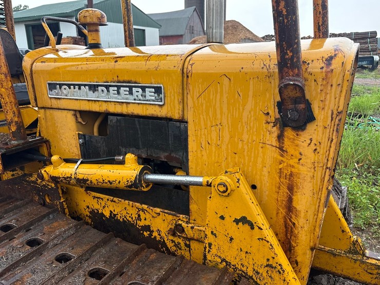 john-deere-350-image-9