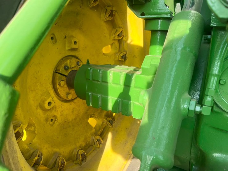 john-deere-4640-image-43