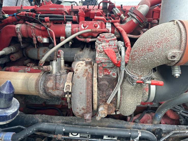 2013-kenworth-t800-image-54