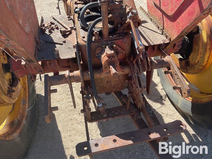 massey-ferguson-44-image-9