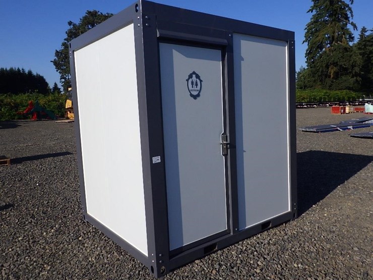 portable-toilet-w/-shower-image-1