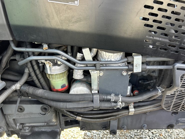 kubota-m5-111d-image-79