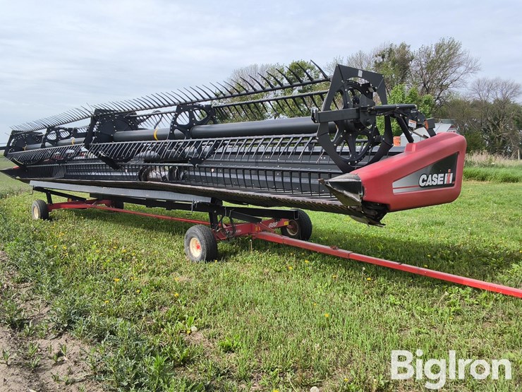 2009-case-ih-2162-image-3
