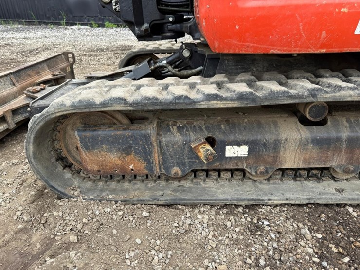 2020-kubota-kx040-4-image-15